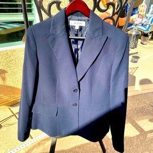 Elegant navy suit jacket